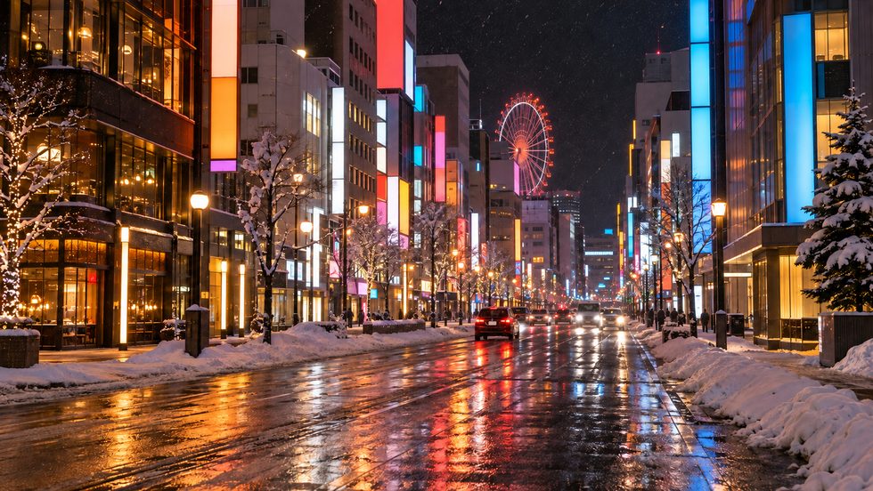 すすきのの夜の街並み(札幌の繁華街・チャットレディ事務所の立地エリア)
